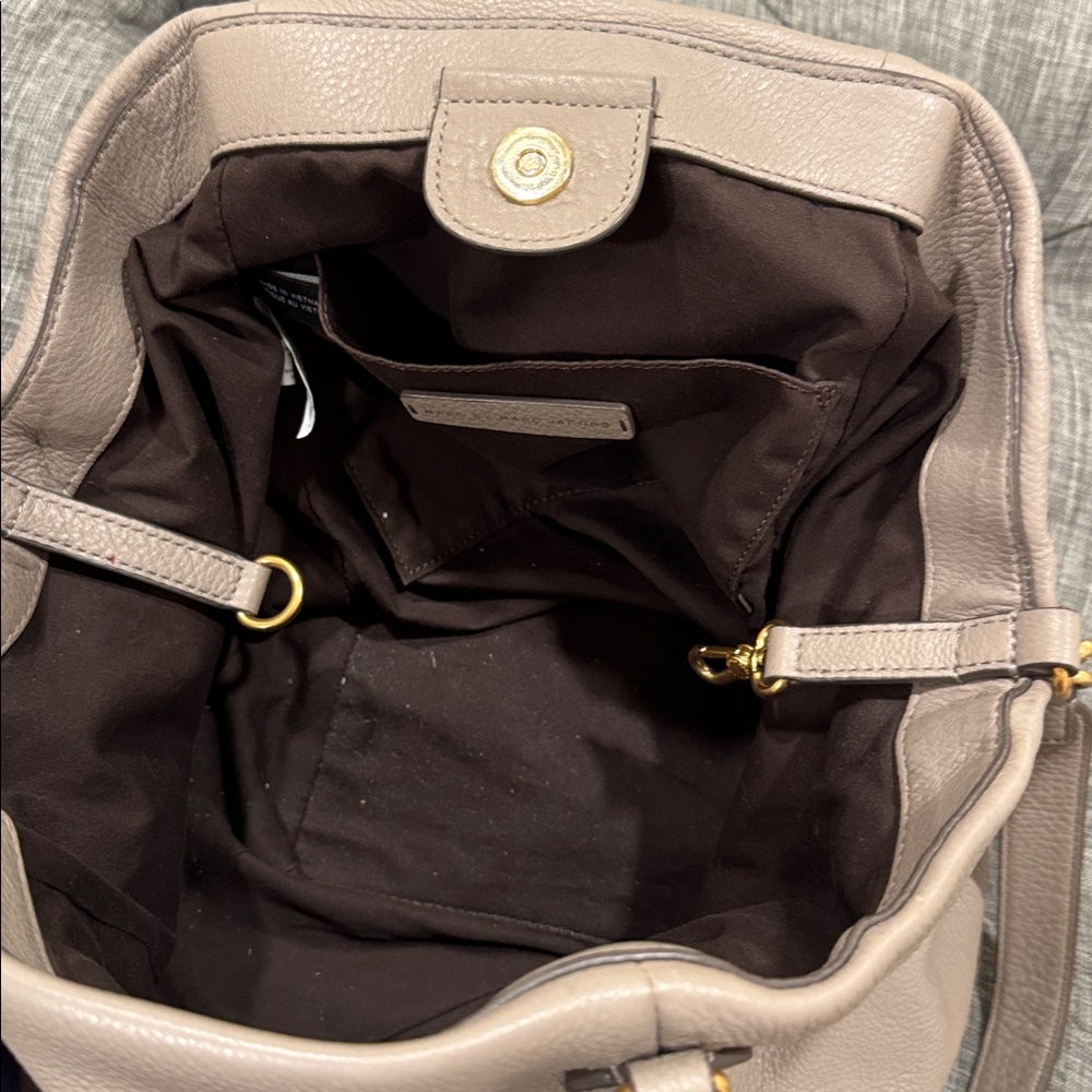 Marc Jacobs Tote Q Fran Leather Large Taupe Satchel Bag - Picture 12 of 17